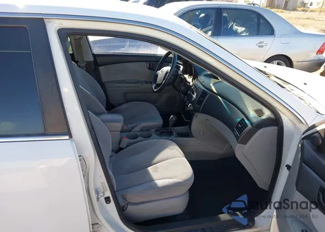 2009 Kia Optima Lx z USA, uszkodzony, nr VIN KNAGE228295307908